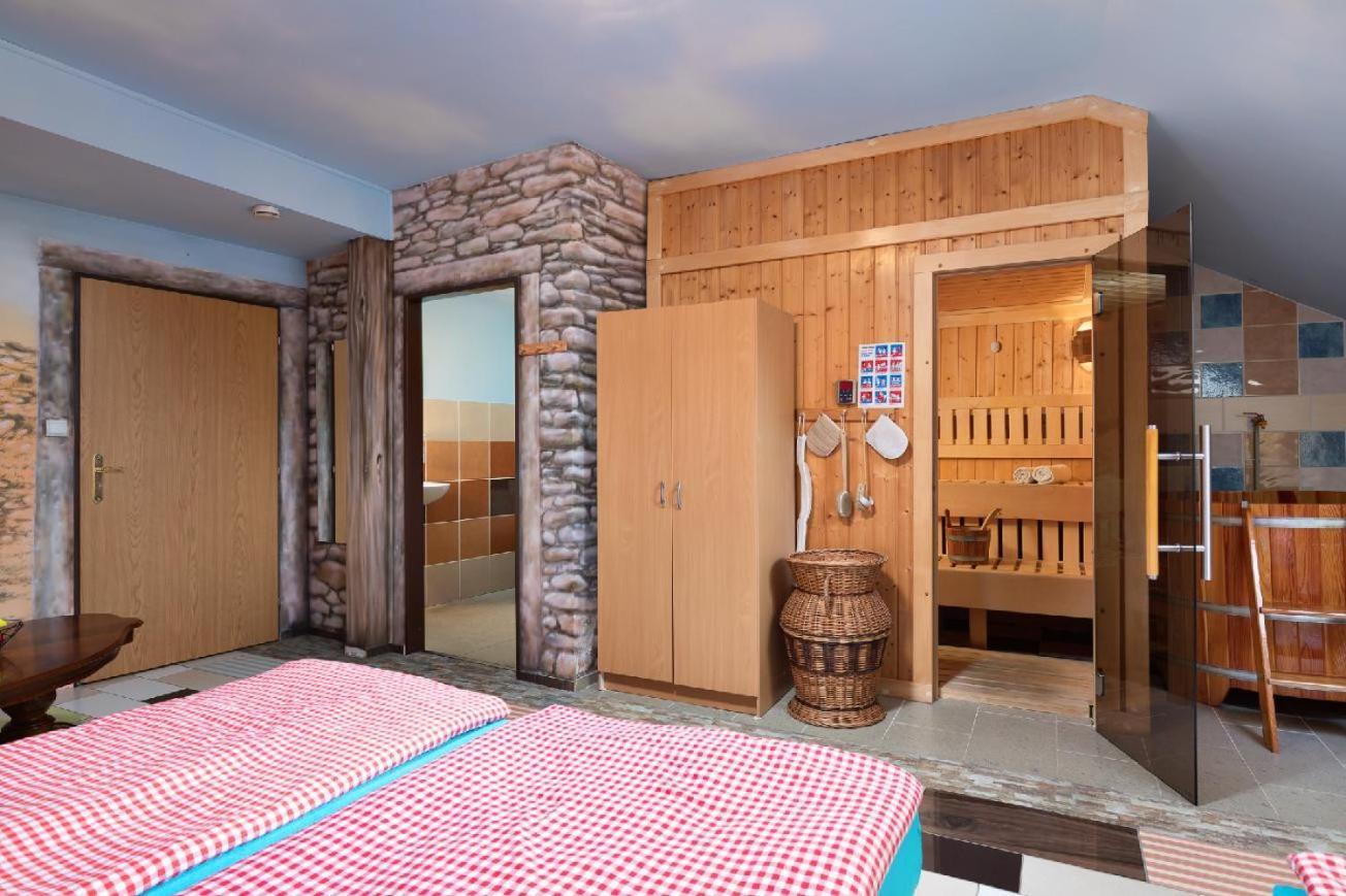 Wellness Club Villa Puclice Bagian luar foto