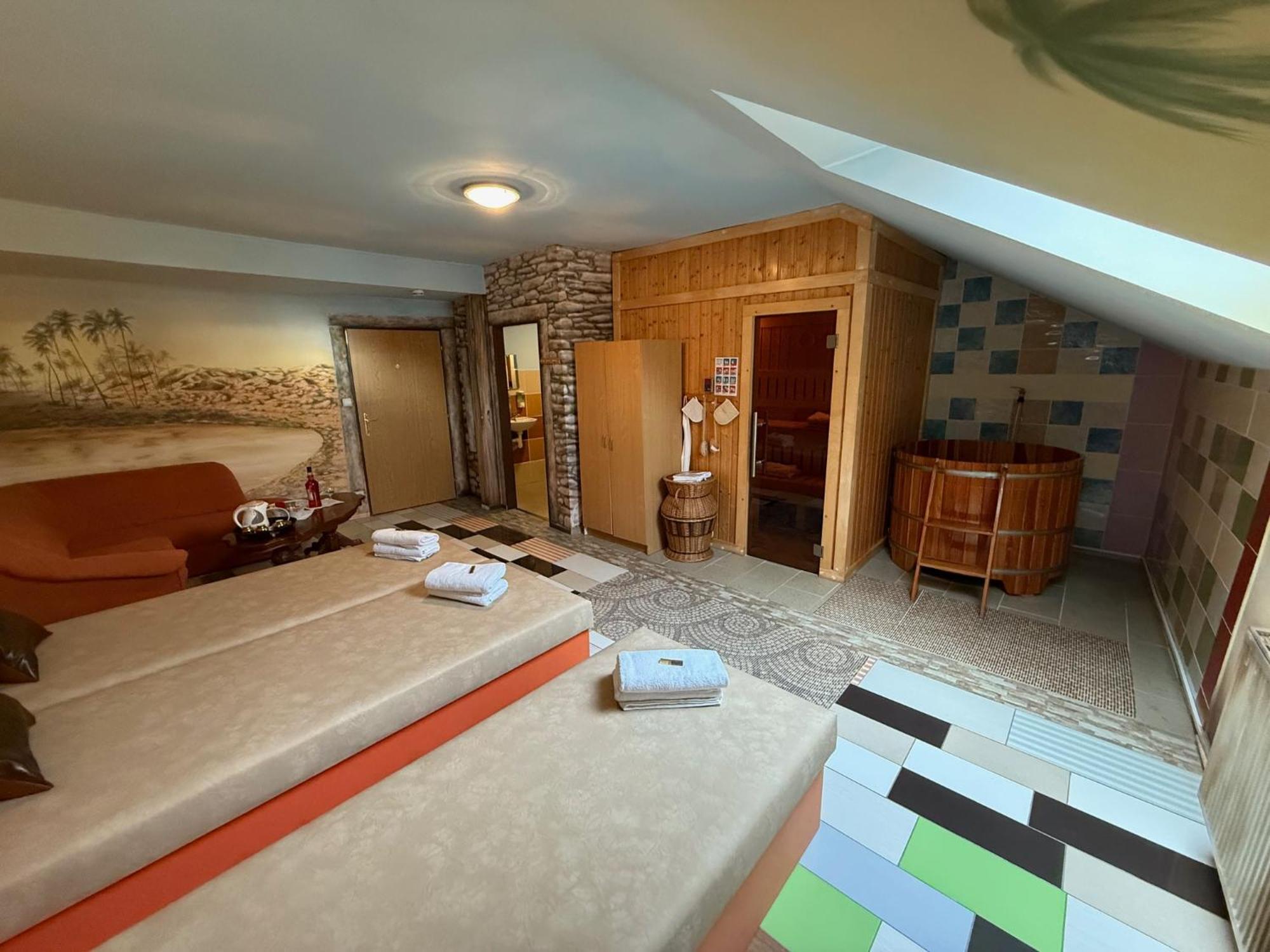 Wellness Club Villa Puclice Bagian luar foto