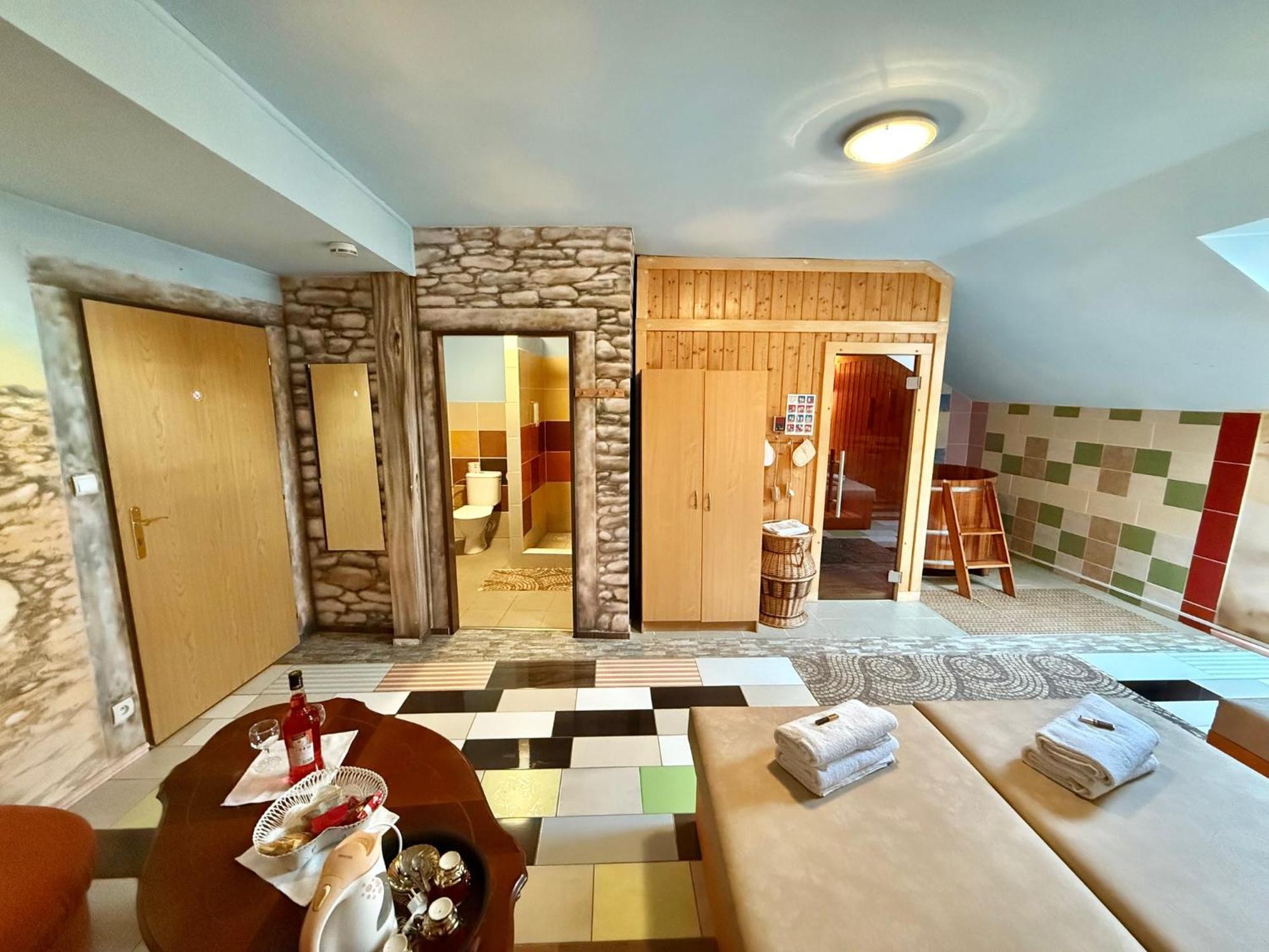 Wellness Club Villa Puclice Bagian luar foto