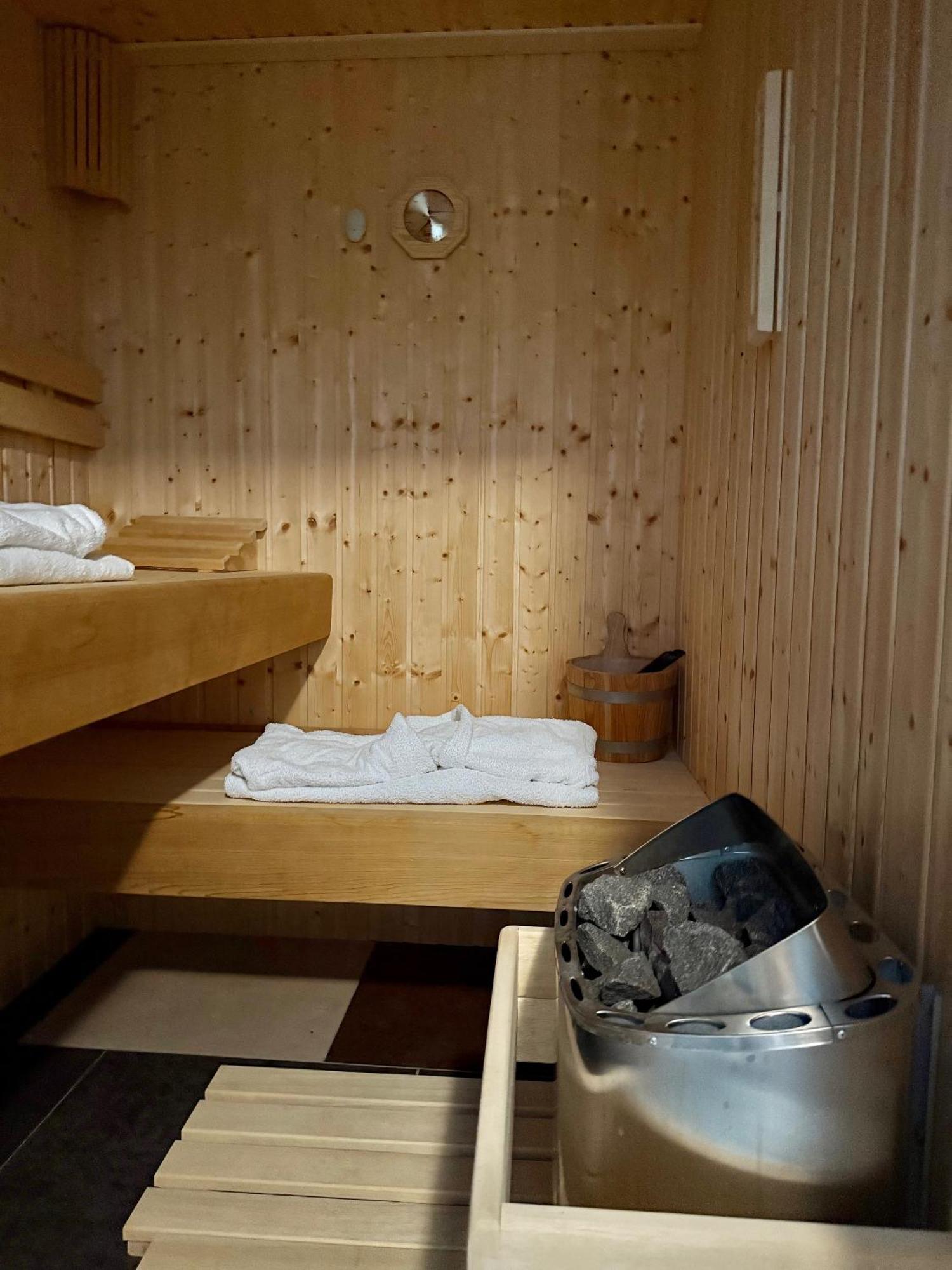 Wellness Club Villa Puclice Bagian luar foto